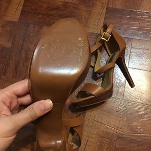 Beautiful and comfy super high heels